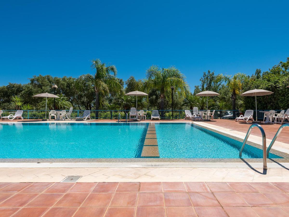 Mare Azzurro Aparthotel Cardedu Bagian luar foto